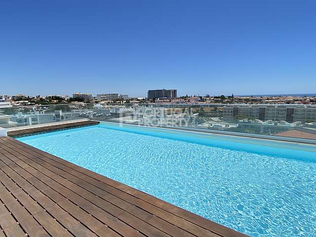 梦幻般的两卧室公寓 - 带屋顶游泳池在阿尔布费拉市中心