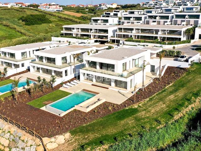Top Luxury Villa With Sea Views