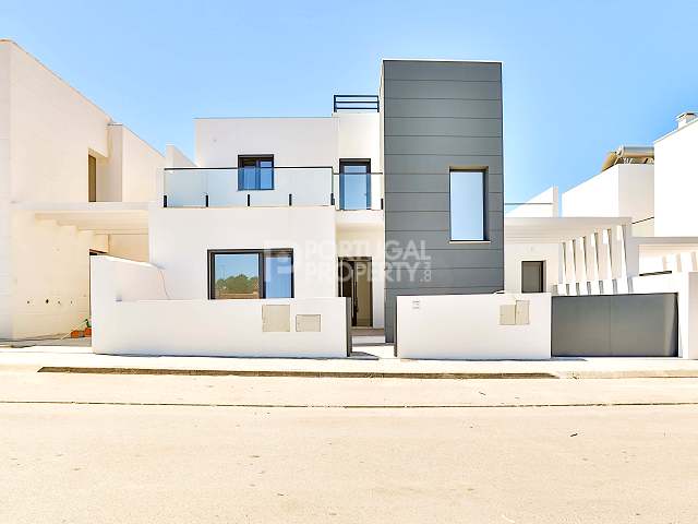 Modern Style T3 Villa， Baleal（现代风格T3别墅，巴莱尔）