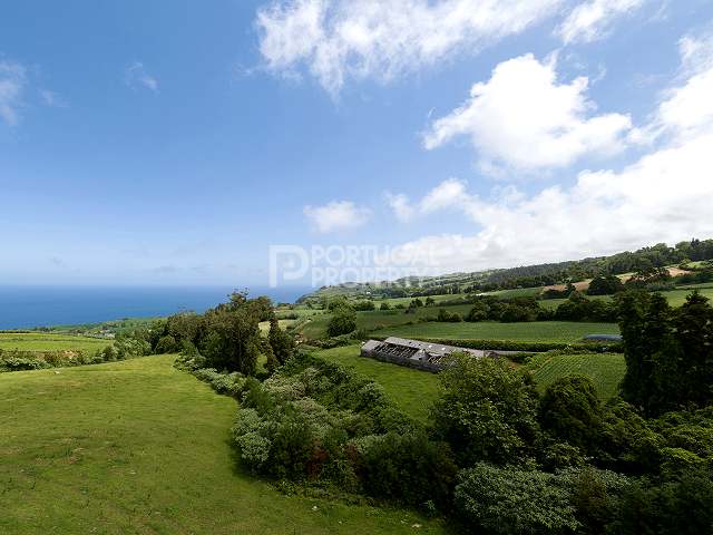 Seaview Investment Opportunity in São Miguel with Approved Construction Project