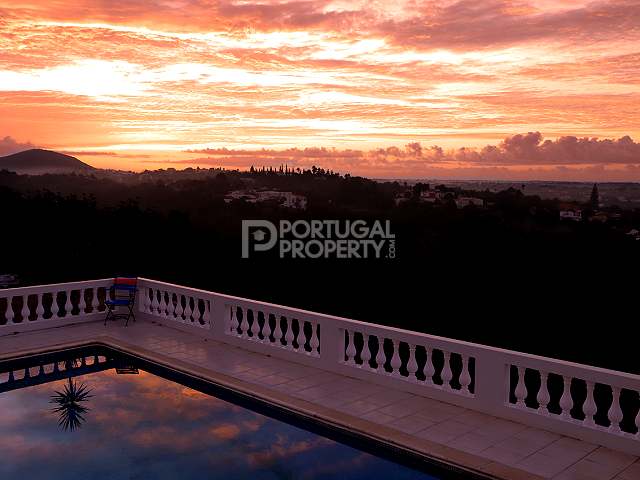 Charmante Villa in den Hügeln von Vilamoura