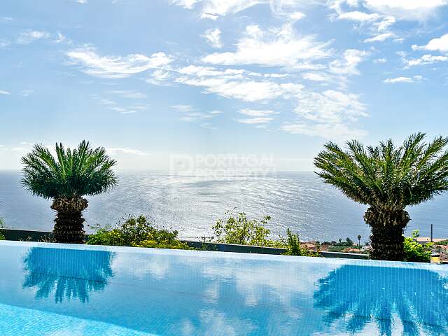 Villa With 4+1 Bedroom, Arco Da Calheta